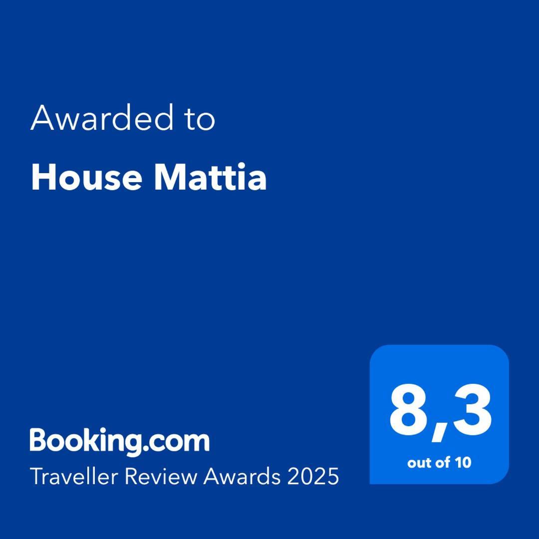 Апартаменты House Mattia Бари Экстерьер фото